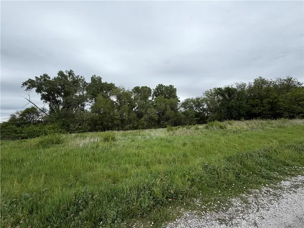 $30,000 | South Davis Street, Burlington Junction, MO 64428