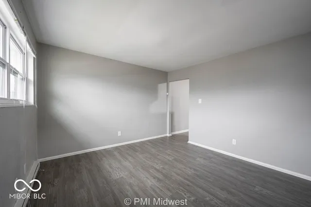 $1,100 | 823 Iowa Street, Indianapolis, IN 46203