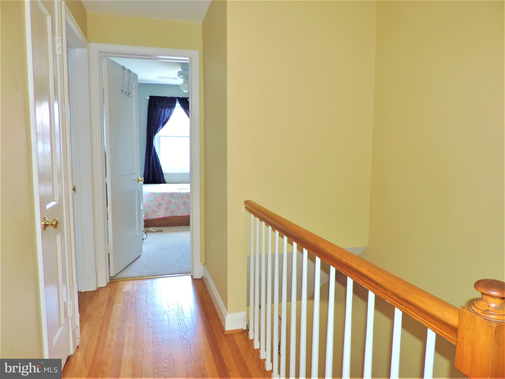 1030 Elm Road Baltimore, MD 21227 - Photo 13 of 22 2nd Floor Hall