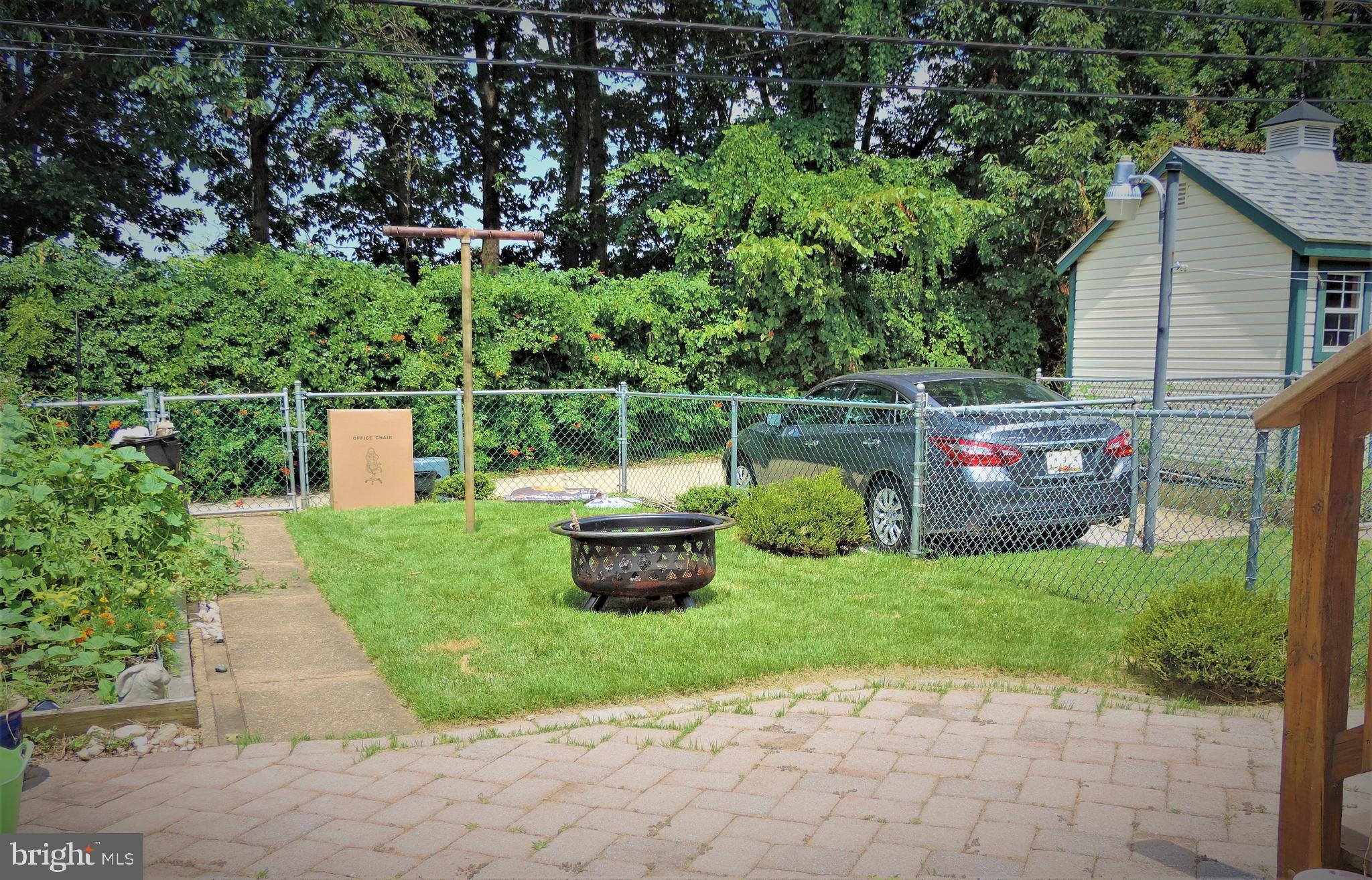 1030 Elm Road Baltimore, MD 21227 - Photo 19 of 22 Patio