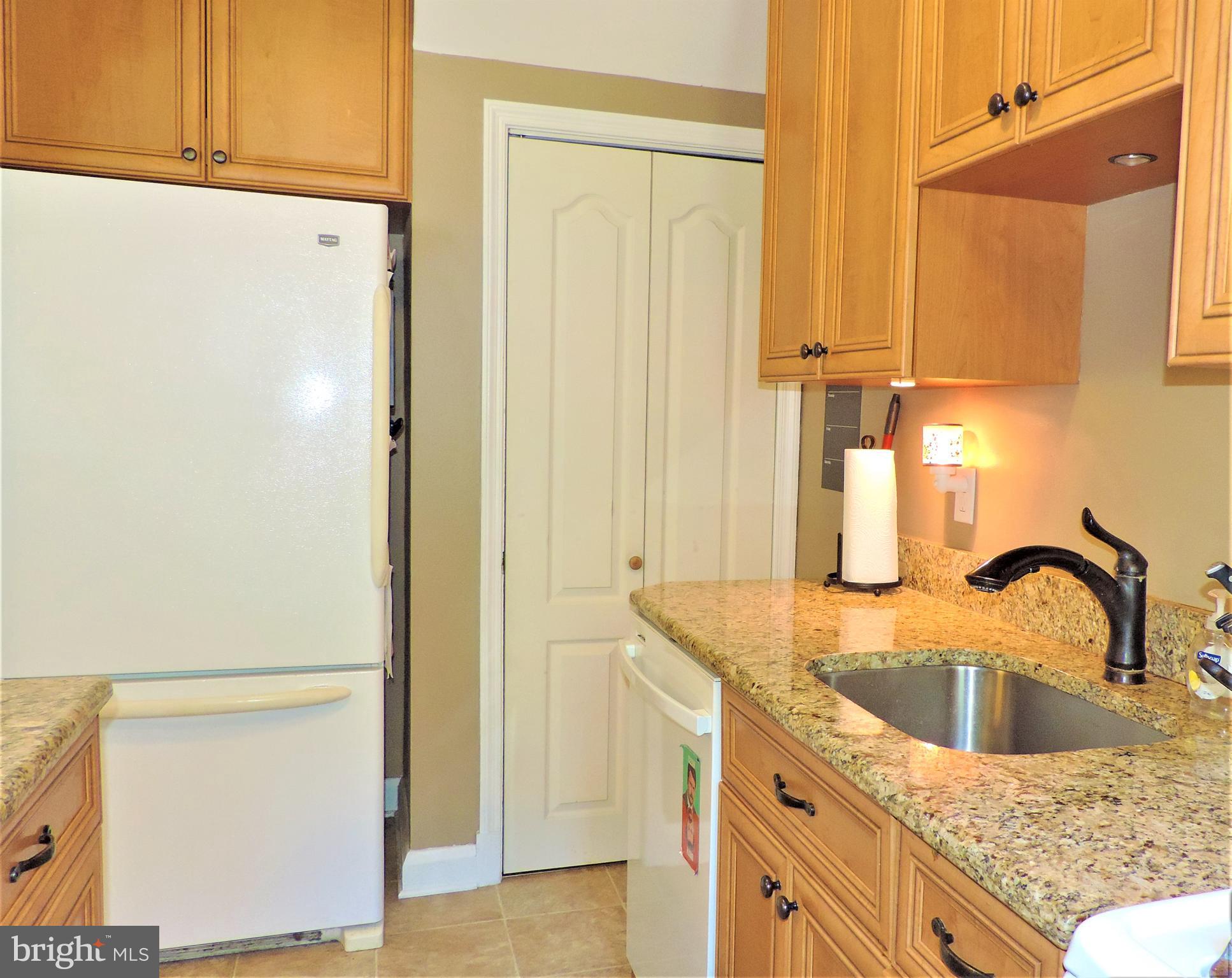 1030 Elm Road Baltimore, MD 21227 - Photo 9 of 22