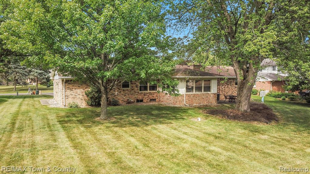 6170 Kings Scepter Road Grand Blanc, MI 48439 - Photo 28 of 34