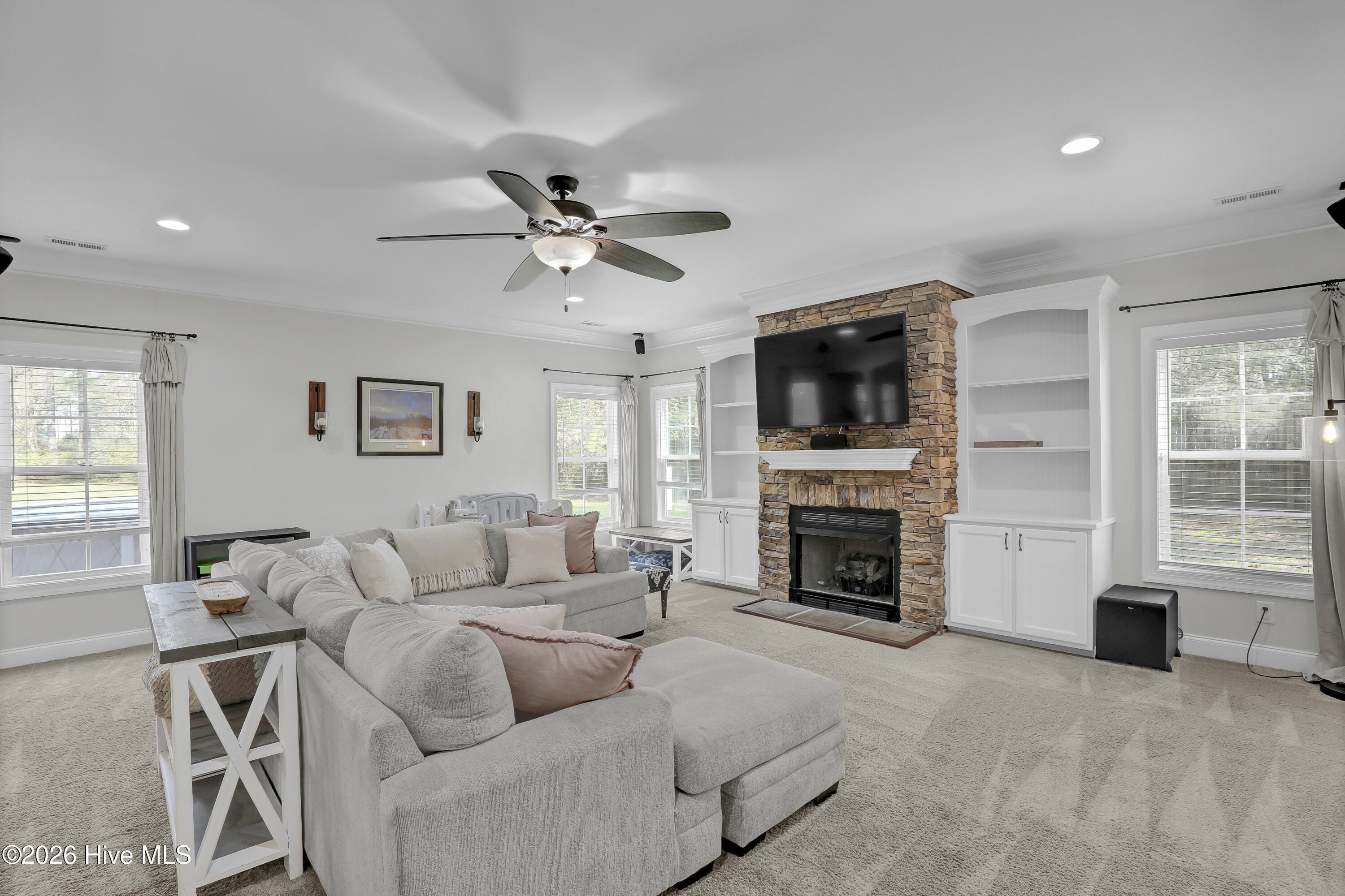 219 High Hill Road Jacksonville, NC 28540 - Photo 14 of 47 Living Area