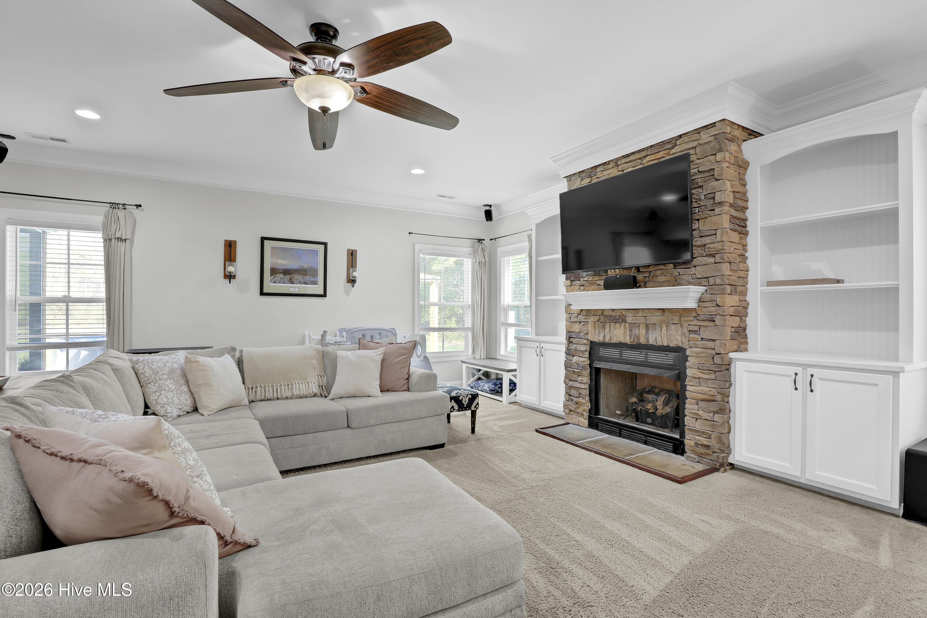 219 High Hill Road Jacksonville, NC 28540 - Photo 15 of 47 Living Area