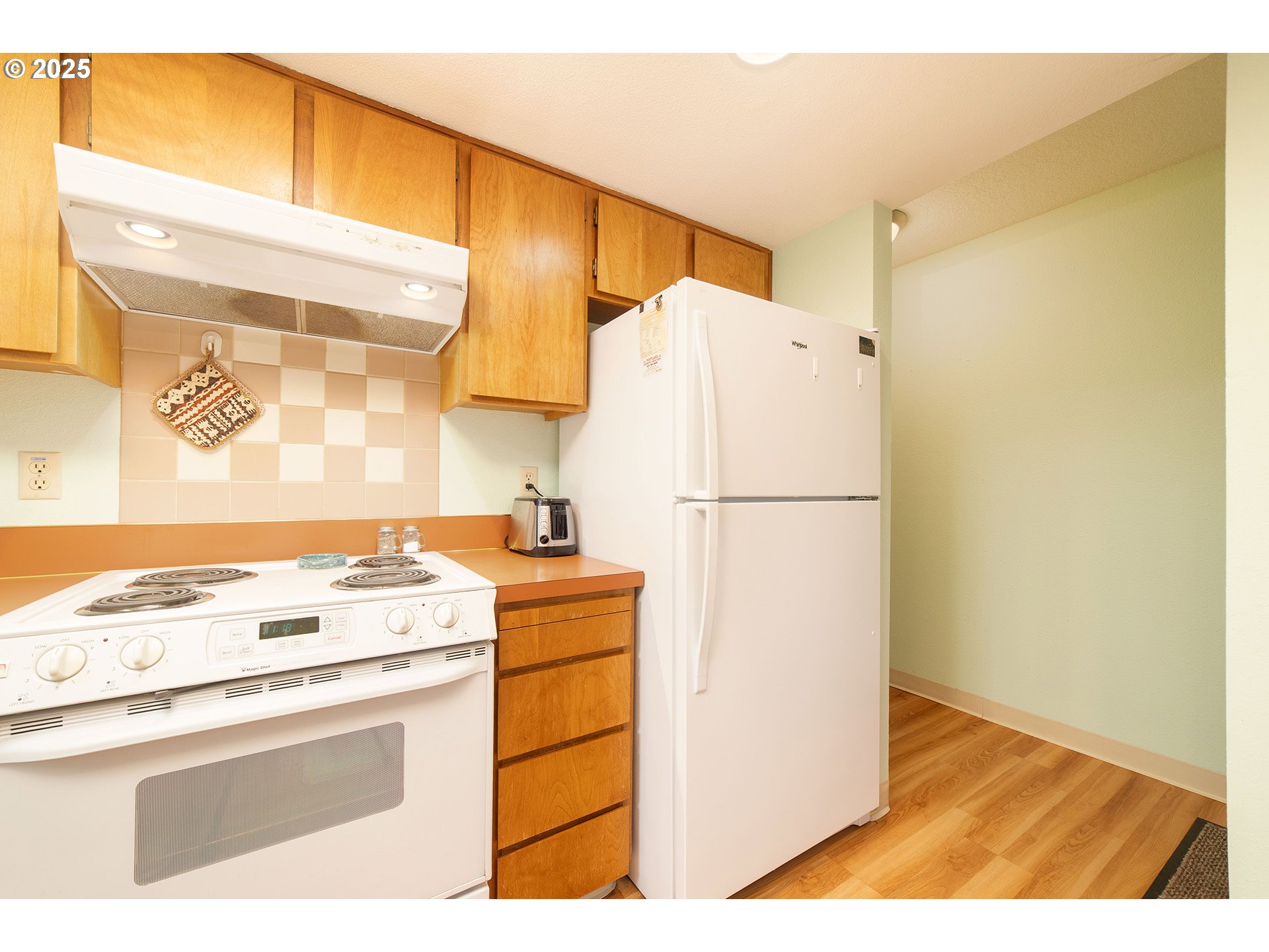 15000 Southwest Farmington Road, Unit 16 Beaverton, OR 97007 - Photo 8 of 26 Gallery Image 8