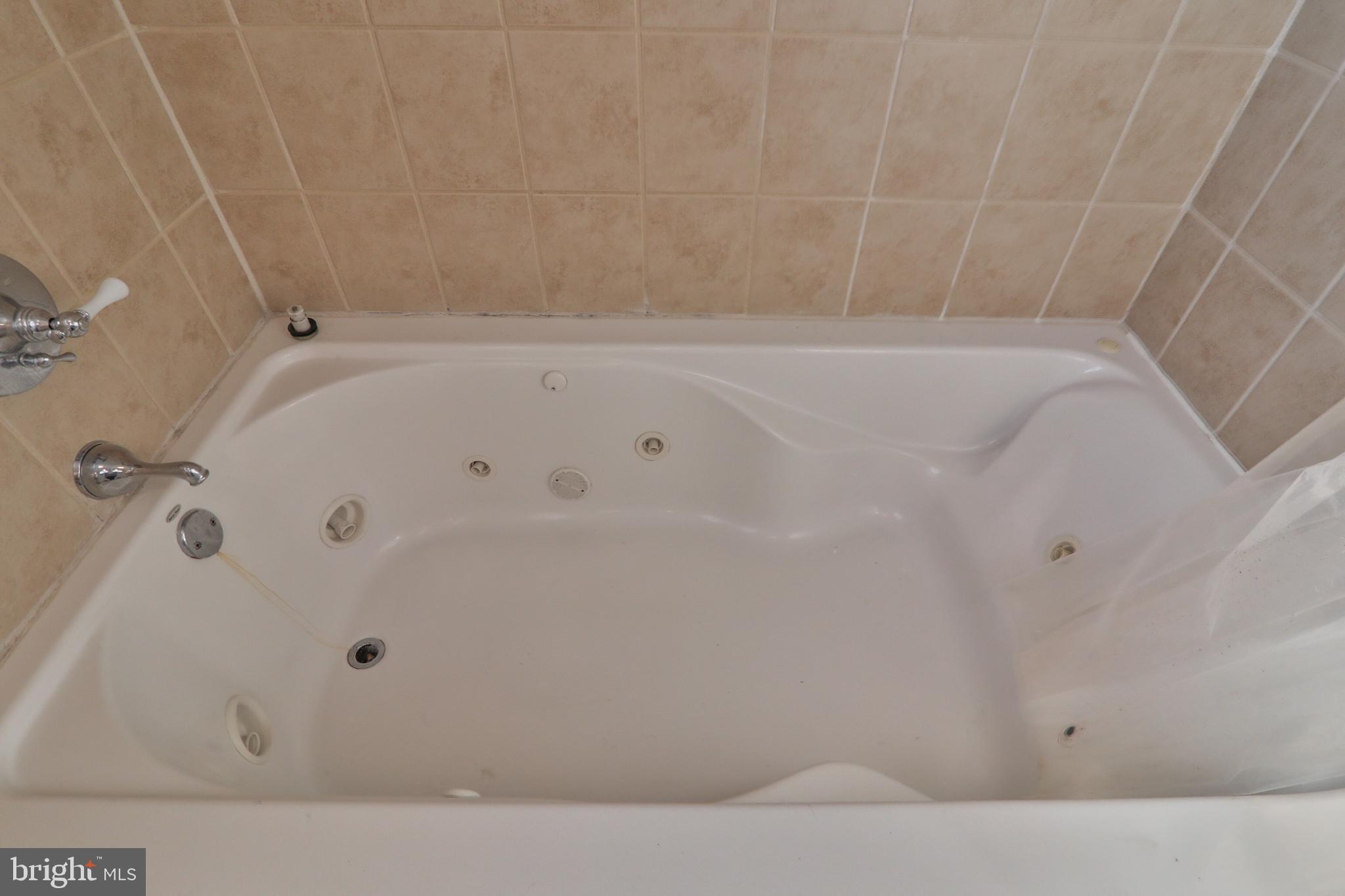 1588 Rudolph Drive Bethlehem, PA 18018 - Photo 23 of 47 Gallery Image 23