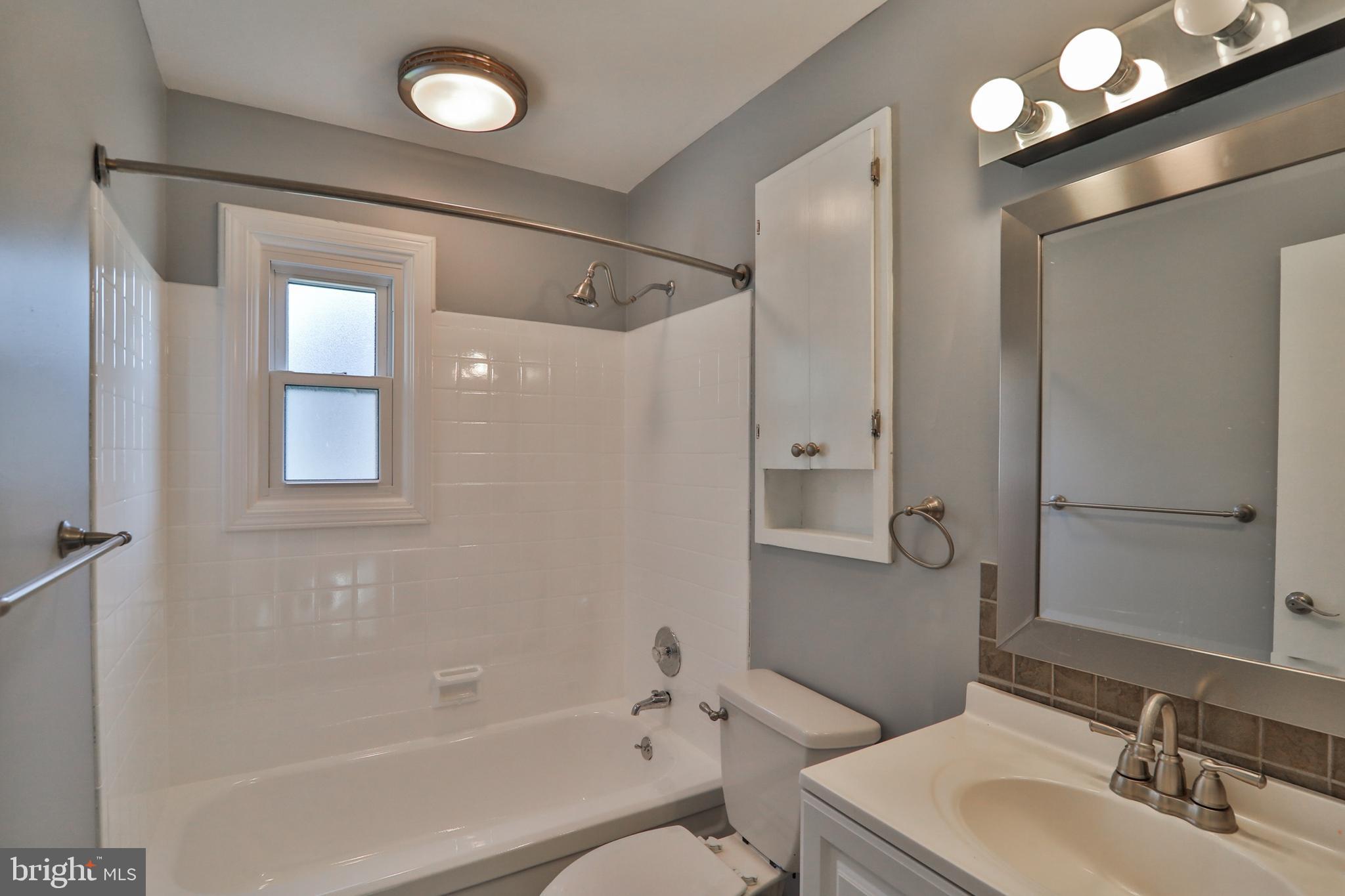 1588 Rudolph Drive Bethlehem, PA 18018 - Photo 28 of 47 Gallery Image 28