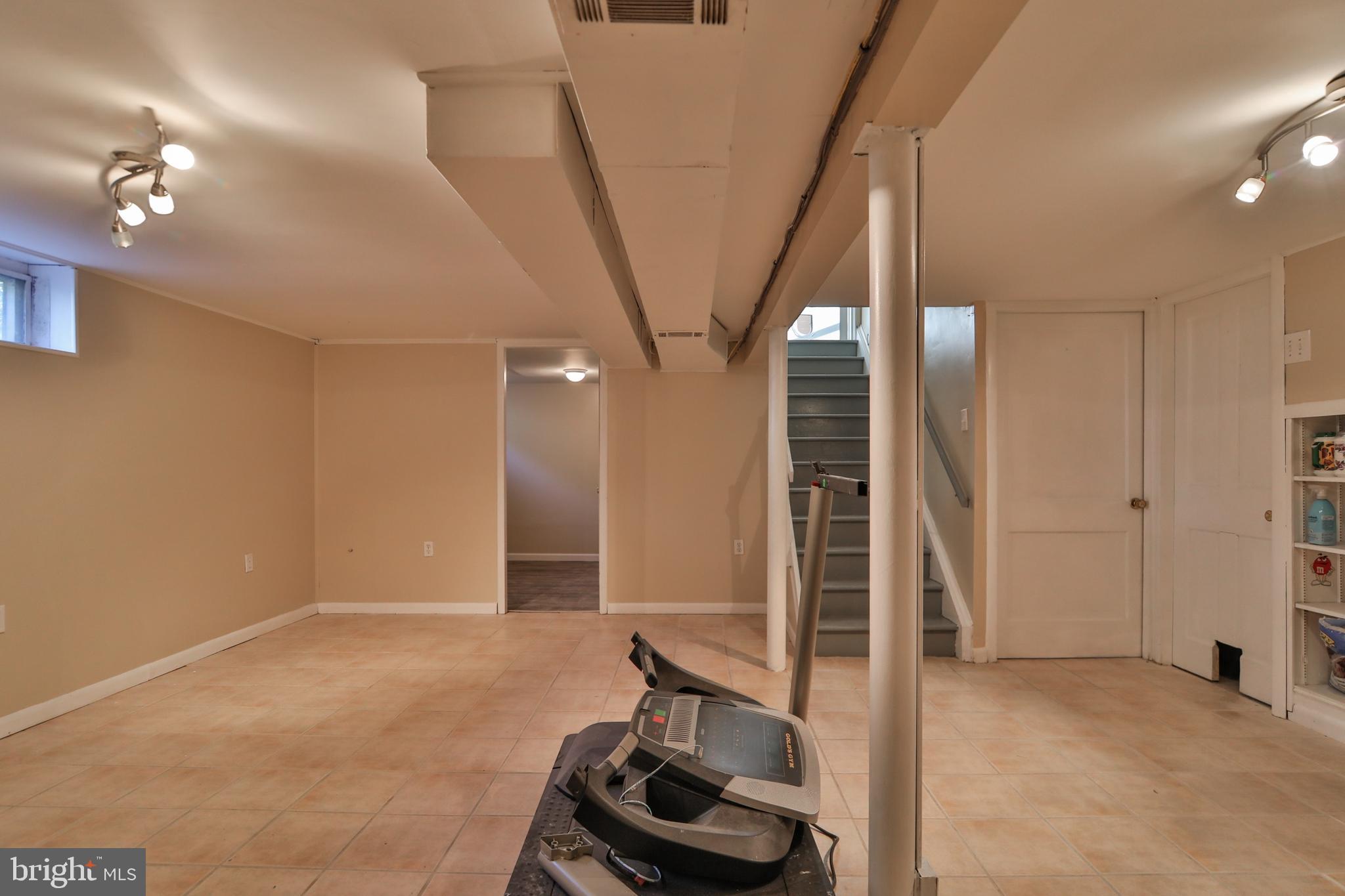 1588 Rudolph Drive Bethlehem, PA 18018 - Photo 34 of 47 Gallery Image 34