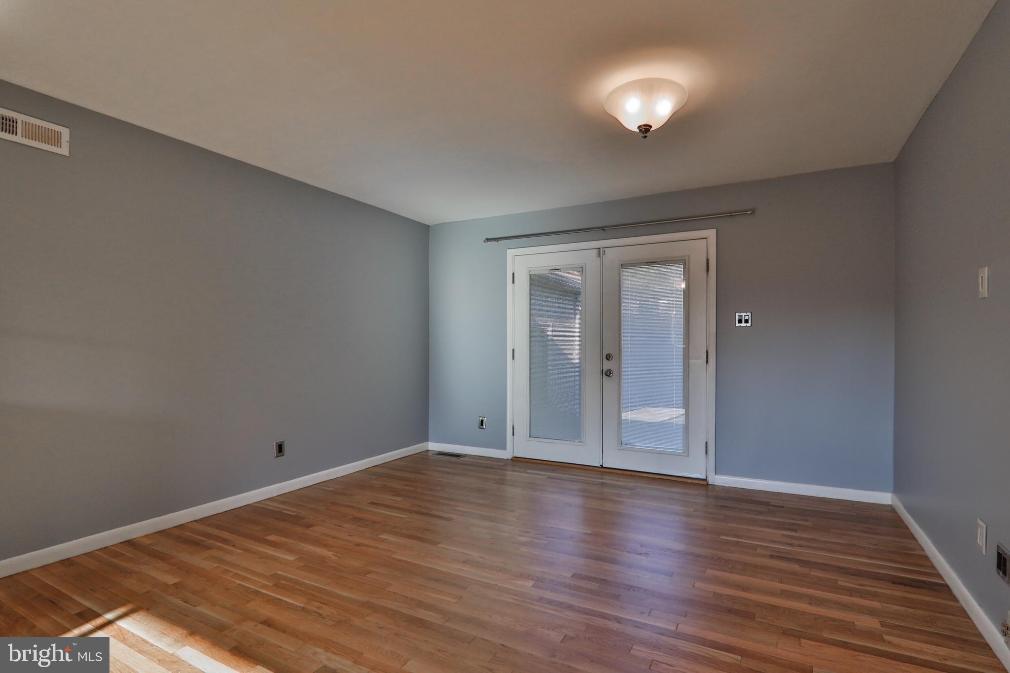 1588 Rudolph Drive Bethlehem, PA 18018 - Photo 9 of 47 Gallery Image 9