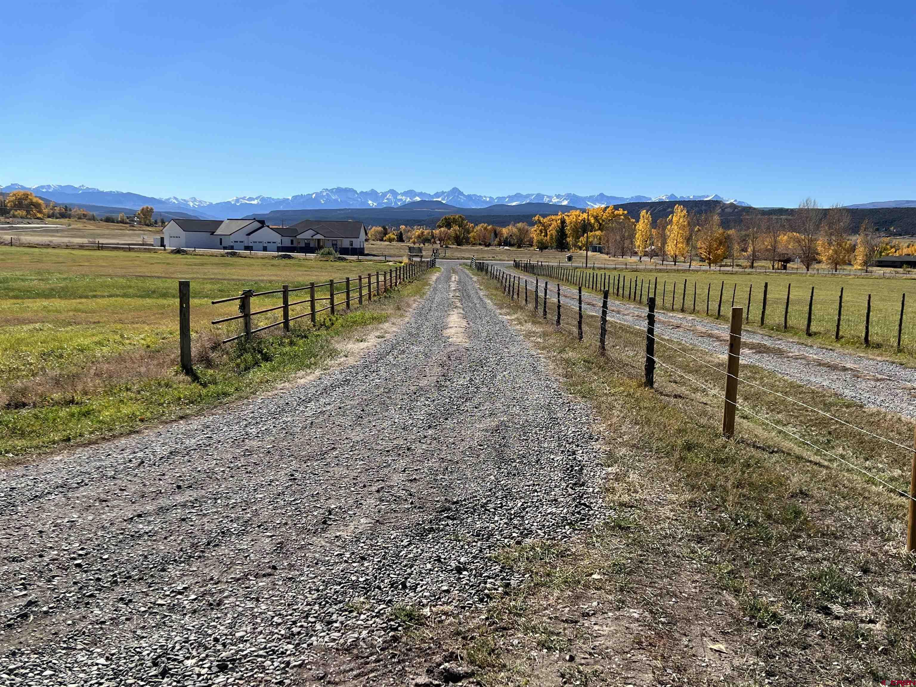 21750 Uncompahgre Road Montrose, CO 81403 - Photo 5 of 29 Gallery Image 5