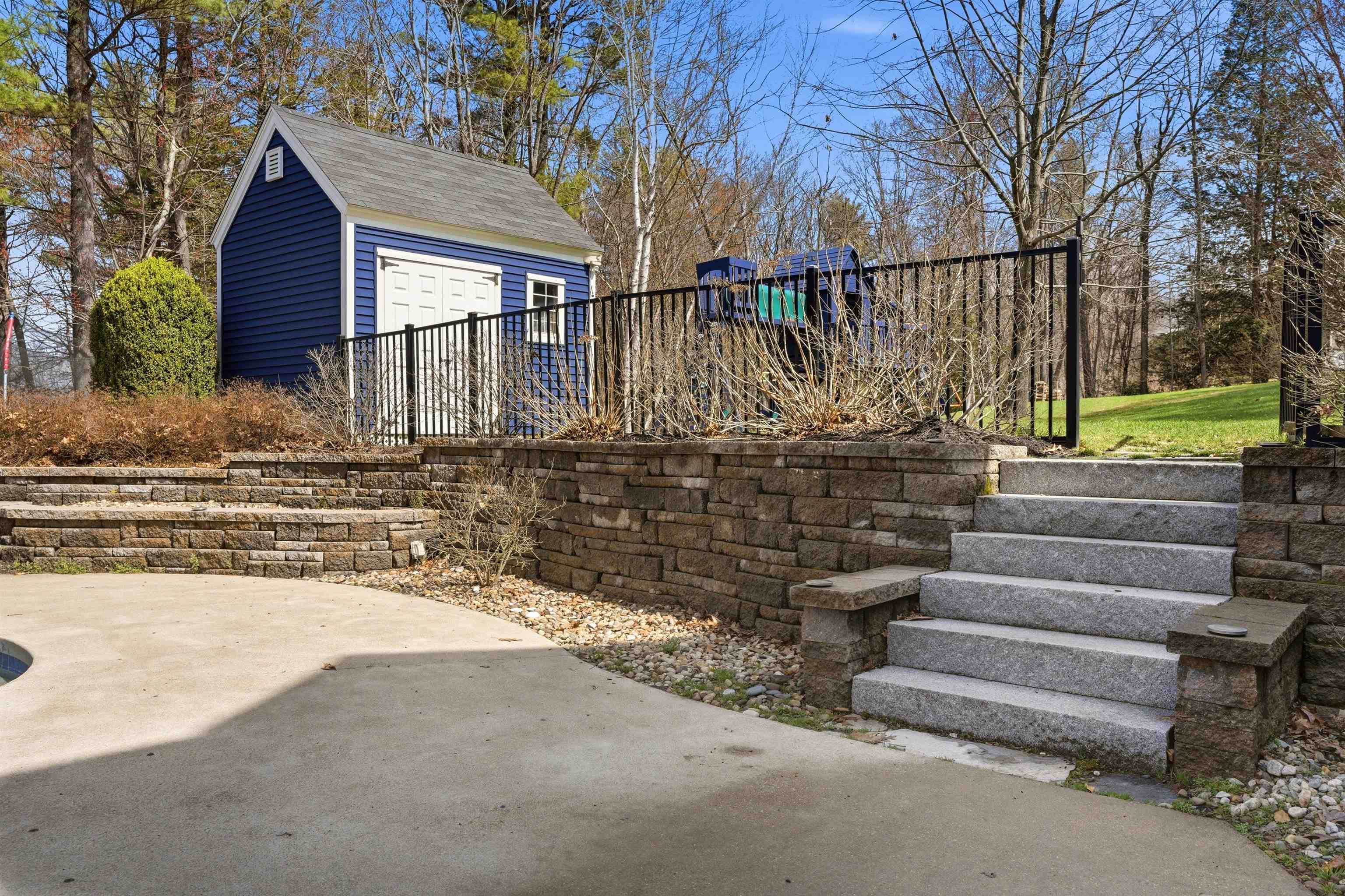 67 Forest Street Londonderry, NH 03053 - Photo 49 of 60