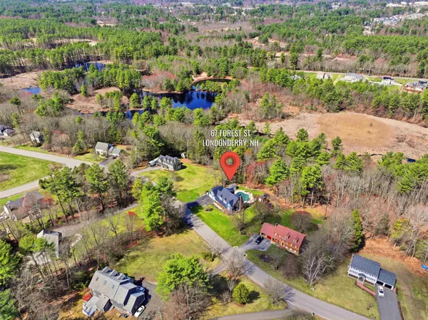 $1,199,000 | 67 Forest Street, Londonderry, NH 03053