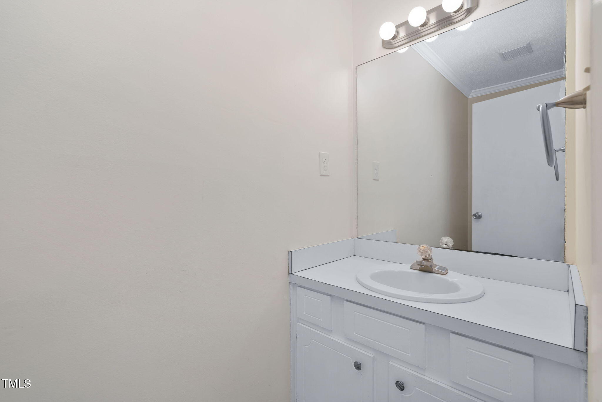 3775 Guess Road, Unit 36 Durham, NC 27705 - Photo 10 of 36 37-web-or-mls-3775-guess-rd-36