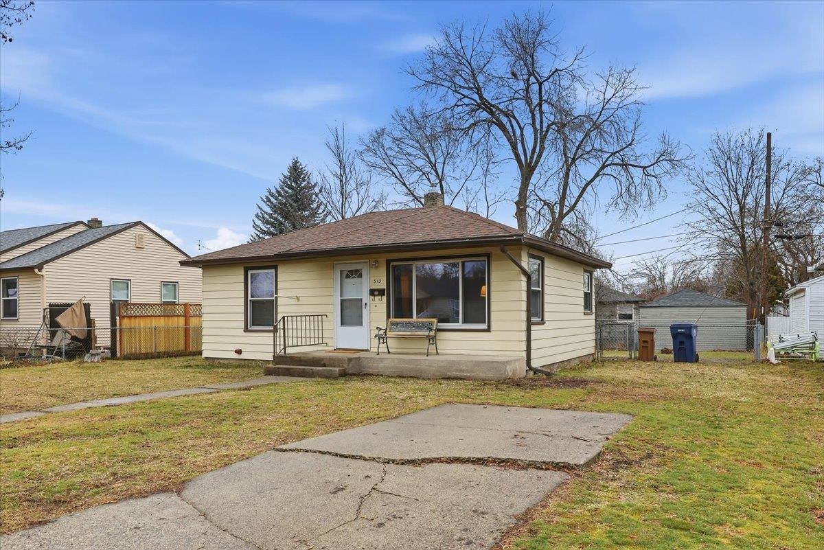 513 East Dave Court Spokane, WA 99208 - Photo 2 of 16