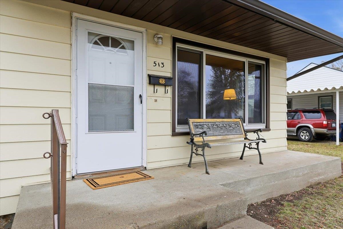 513 East Dave Court Spokane, WA 99208 - Photo 3 of 16