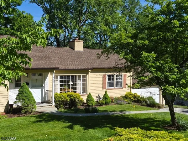 $425,000 | 26 Alpine Trail, Sparta, NJ 07871