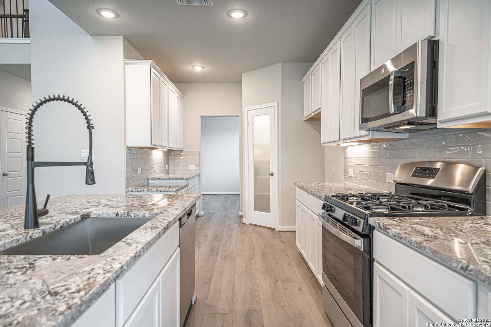 10151 Bussang Road Schertz, TX 78154 - Photo 4 of 28