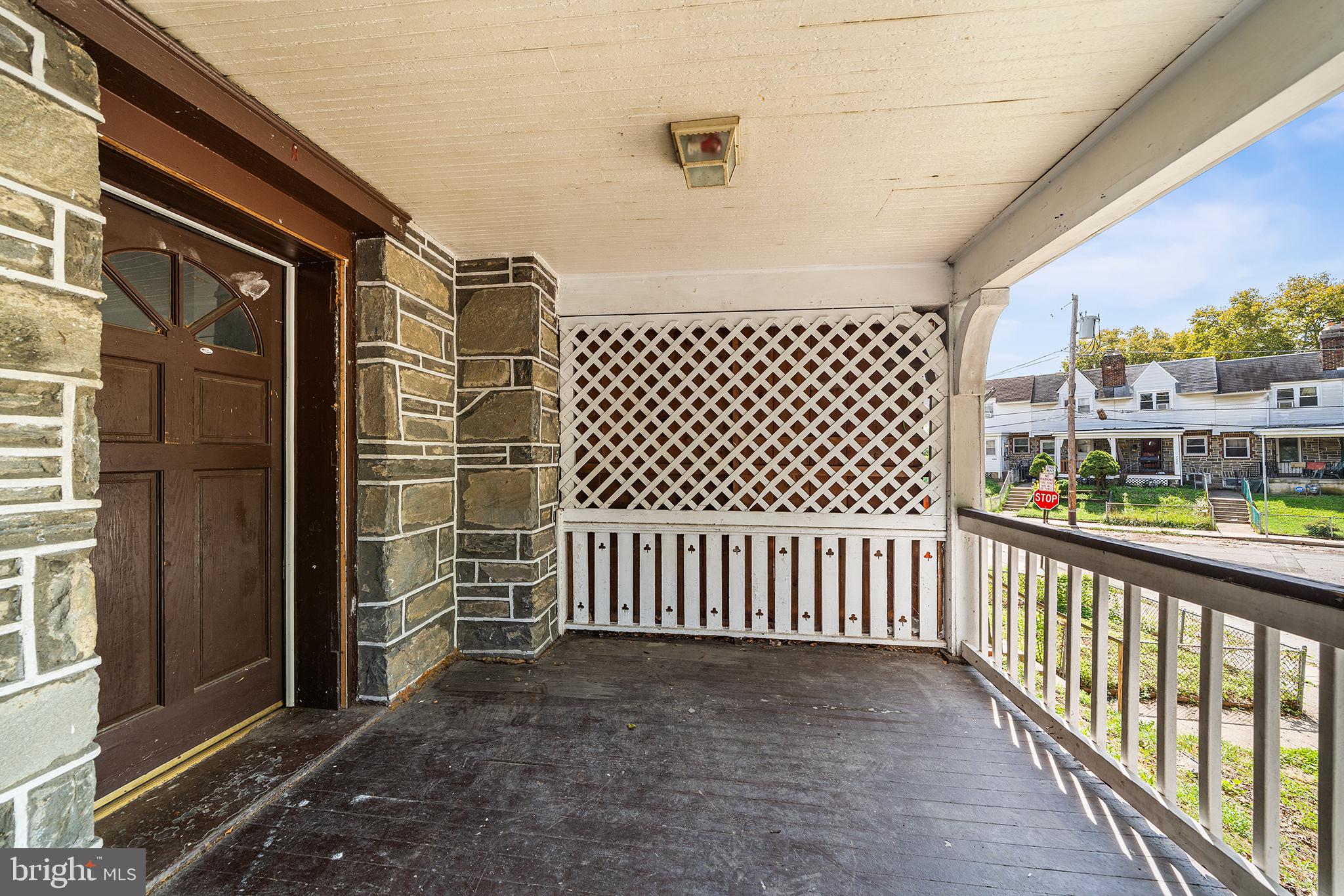 435 Croyden Road Upper Darby, PA 19082 - Photo 4 of 25 Gallery Image 4