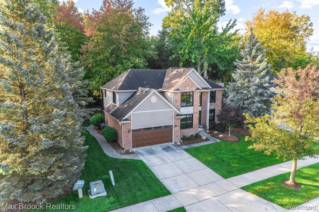 1677 Gilsam Avenue Rochester Hills, MI 48309 - Photo 5 of 57