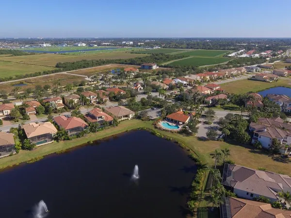 $4,900 | 5614 Title Row Drive, Bradenton, FL 34210