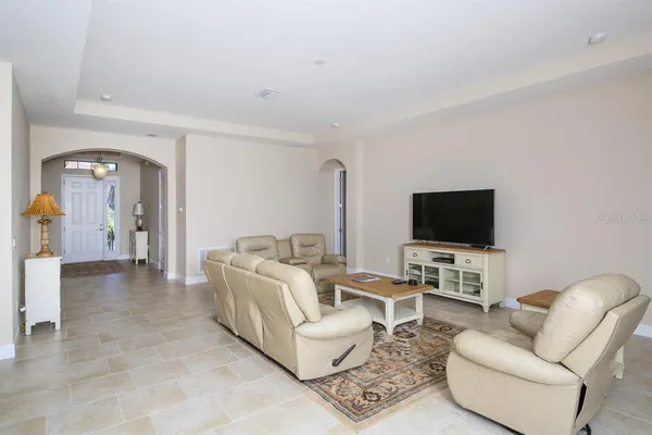 $4,900 | 5614 Title Row Drive, Bradenton, FL 34210