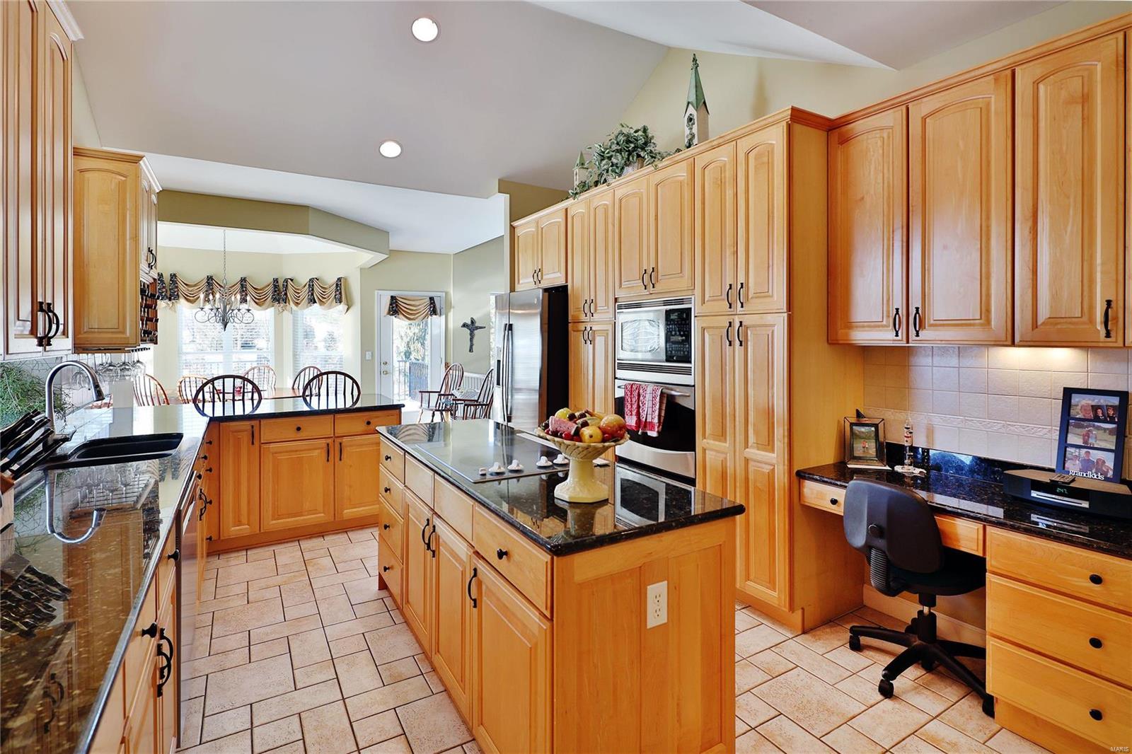 242 Cornwall Weldon Spring, MO 63304 - Photo 3 of 27 Gallery Image 3