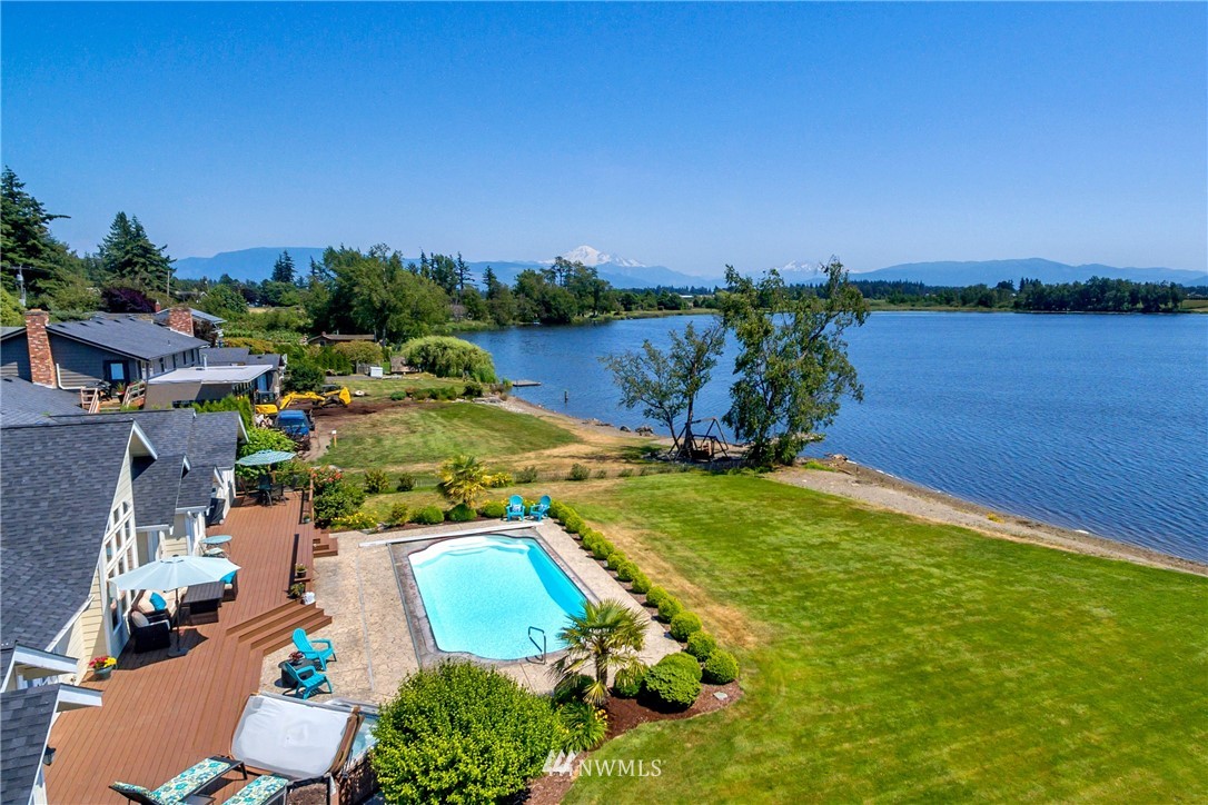 219 East Wiser Lake Road Lynden, WA 98264 - Photo 2 of 25 Gallery Image 2