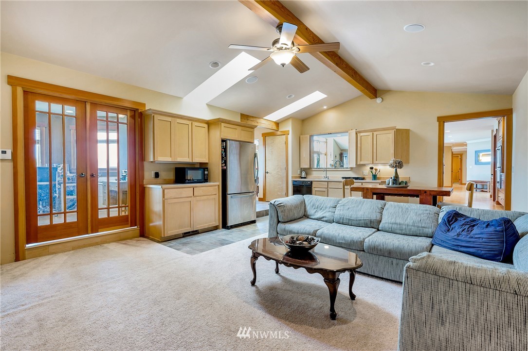 219 East Wiser Lake Road Lynden, WA 98264 - Photo 12 of 25 Gallery Image 12