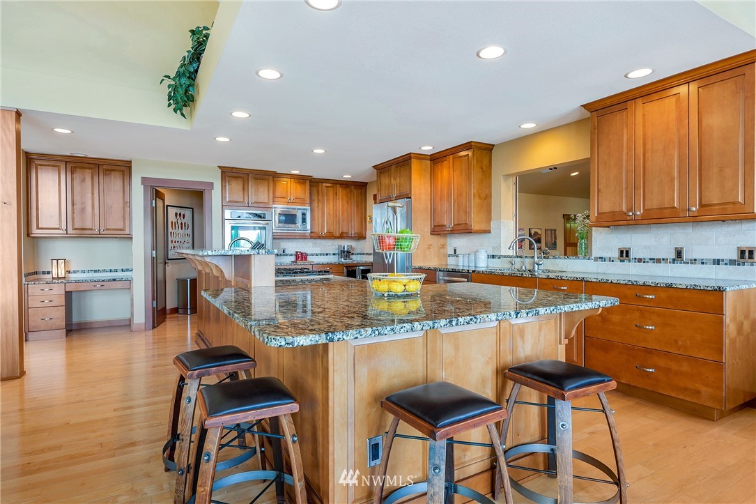 219 East Wiser Lake Road Lynden, WA 98264 - Photo 10 of 25 Gallery Image 10