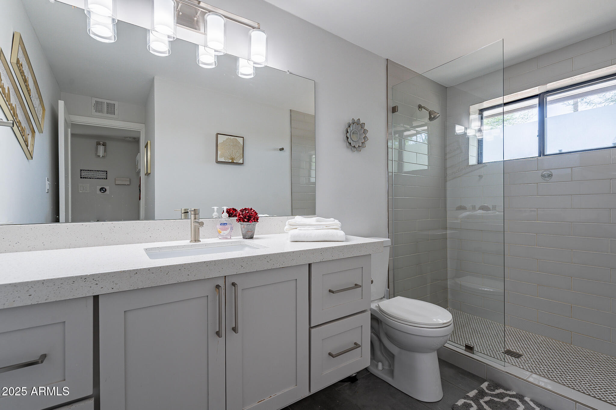 4351 North 36th Street, Unit 1 Phoenix, AZ 85018 - Photo 19 of 21 Unit 1 Shower