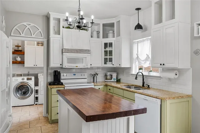 $429,900 | 320 Regency Circle, Anderson, SC 29625