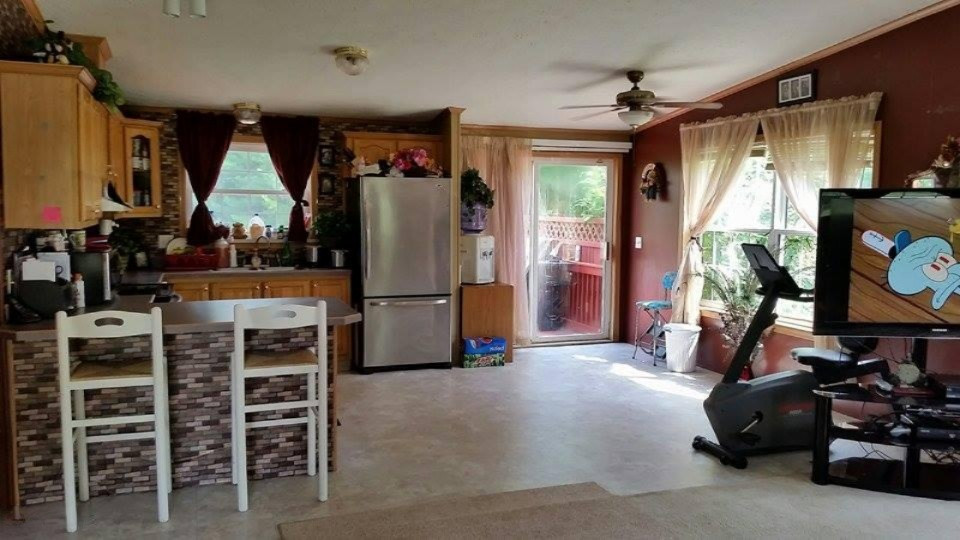 31798 Crane Road Sturgis, MI 49091 - Photo 5 of 30 11868895_10203165036407037_307583258_n