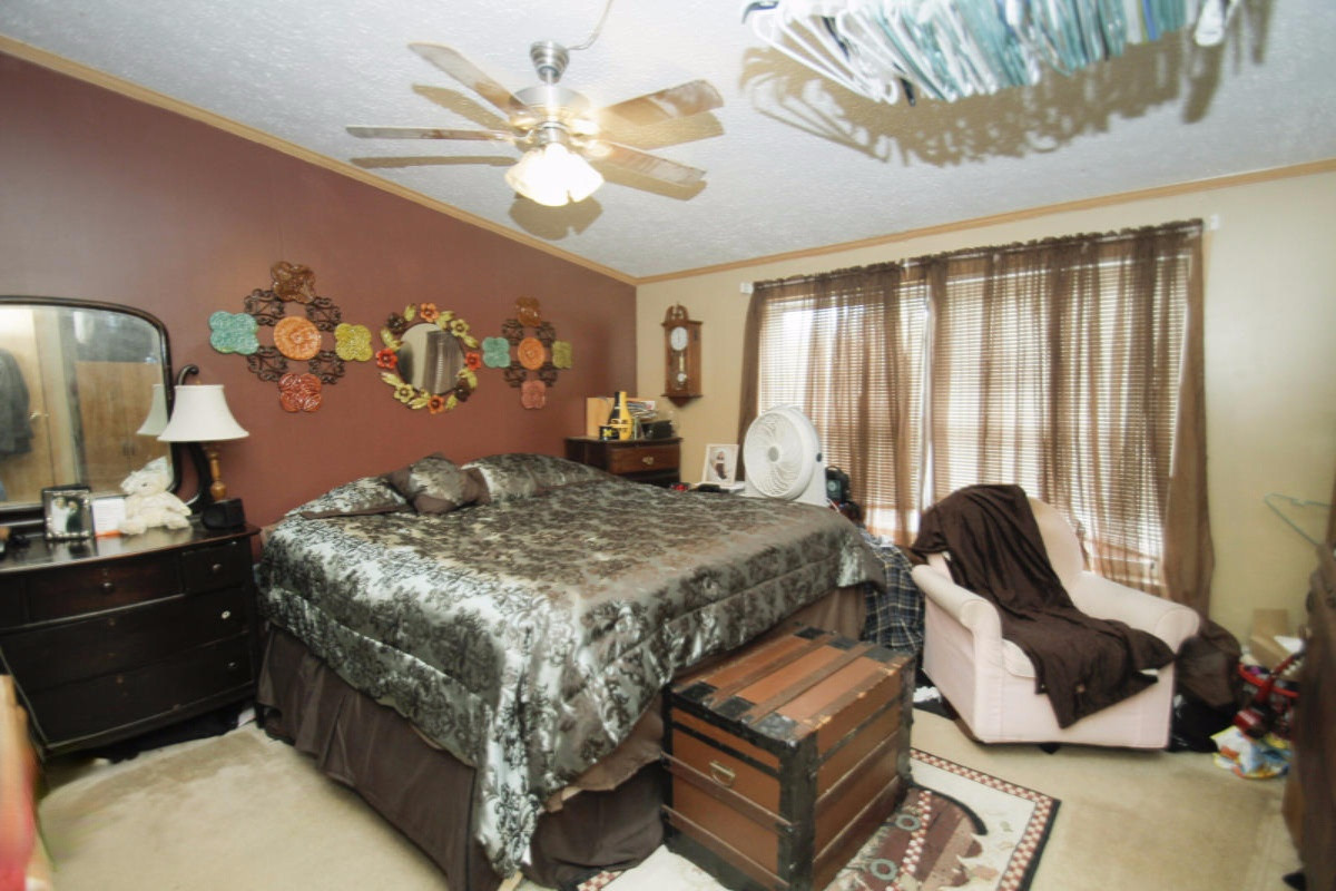 31798 Crane Road Sturgis, MI 49091 - Photo 8 of 30 15034114_08