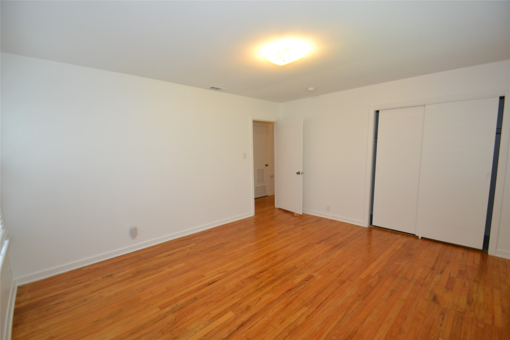 1211 Ridgemont Drive Austin, TX 78723 - Photo 13 of 28 a view of an empty room