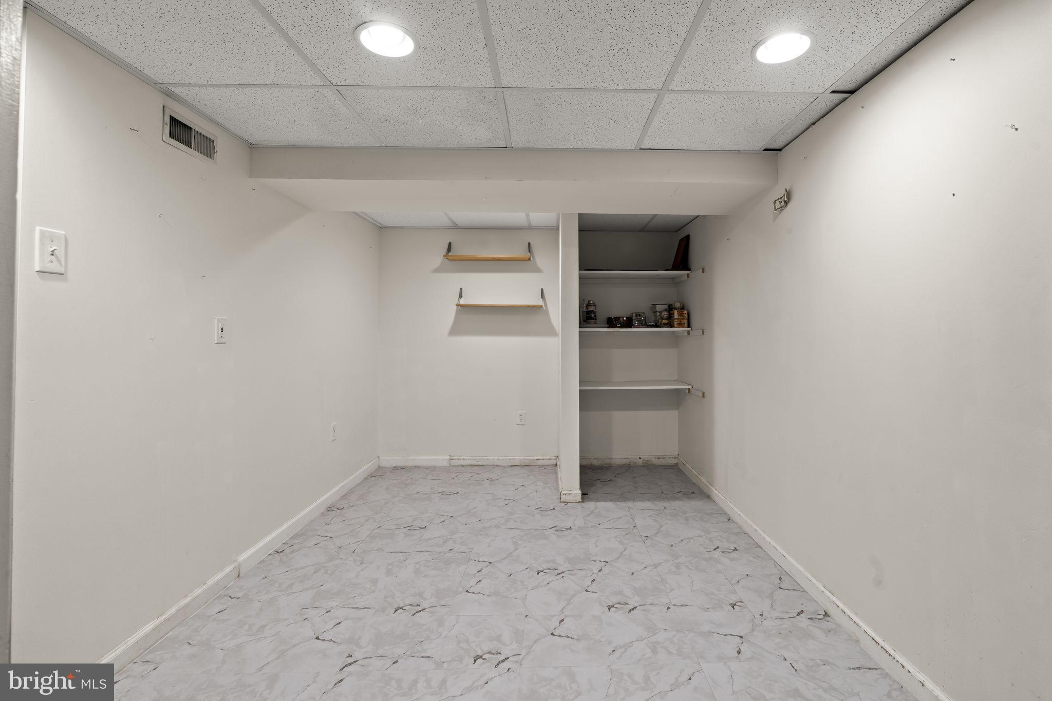 1767 Larkspur Road Cherry Hill, NJ 08003 - Photo 35 of 43