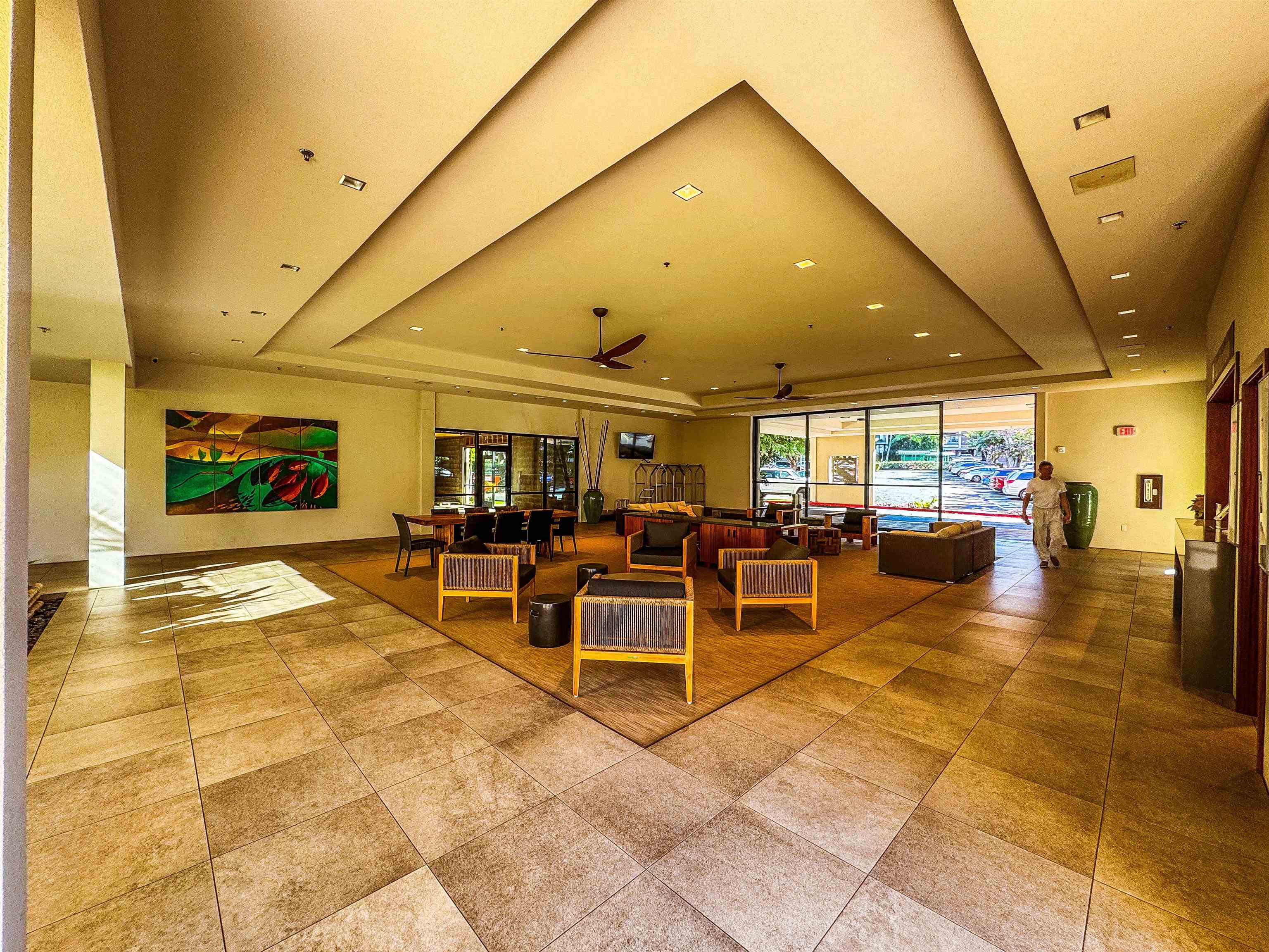 4327 Lower Honoapiilani Road, Unit 702 Lahaina, HI 96761 - Photo 5 of 11 Gallery Image 5