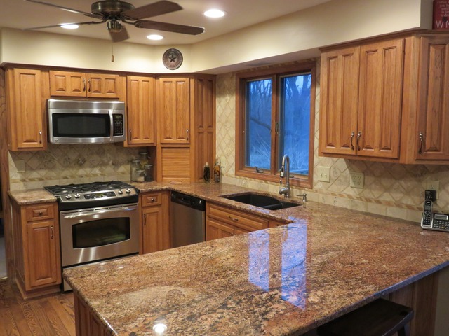2816 Springbrook Road Crystal Lake, IL 60012 - Photo 3 of 25