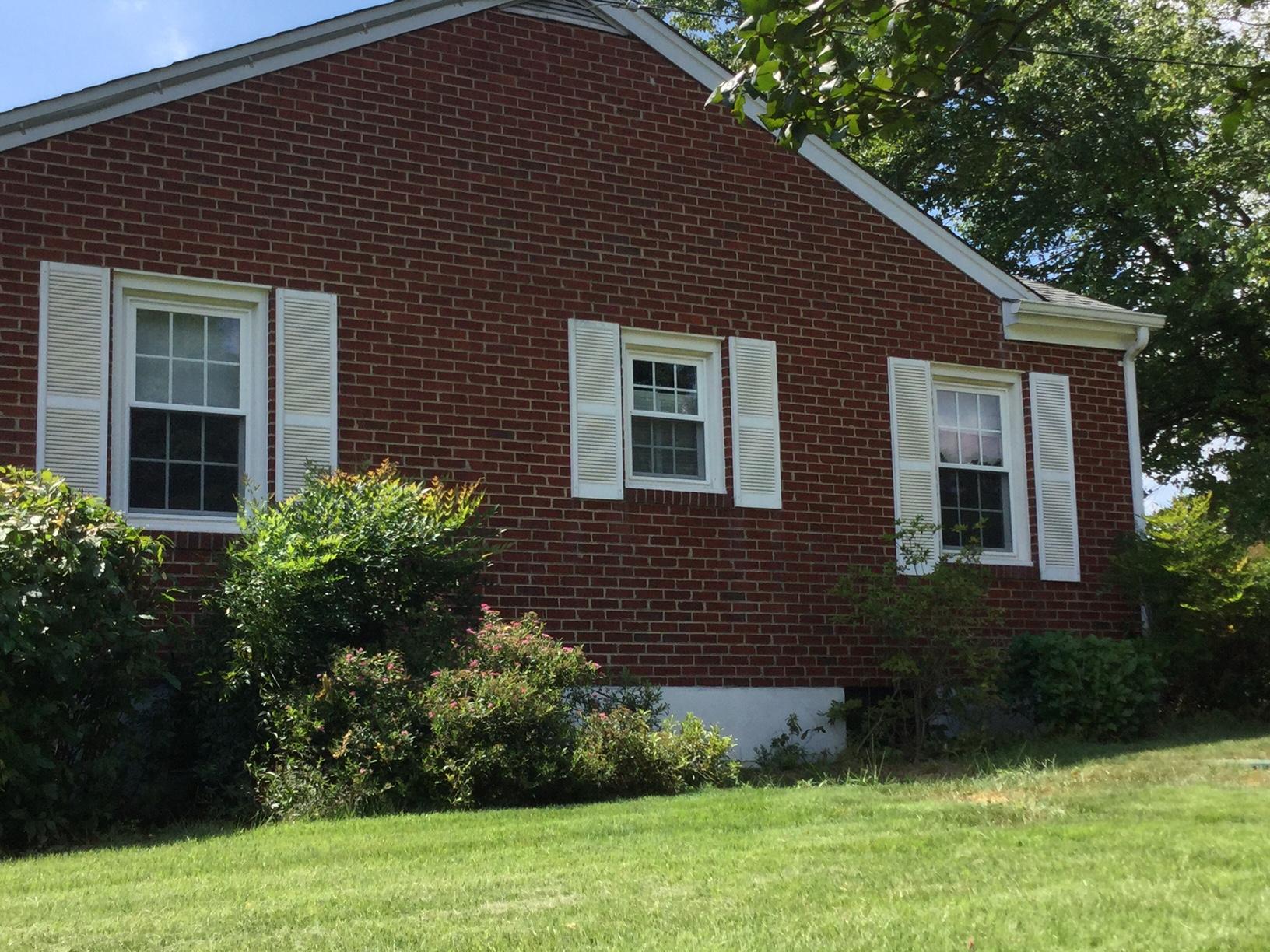 6803 Dallas Road Roanoke, VA 24019 - Photo 5 of 19 IMG_0337