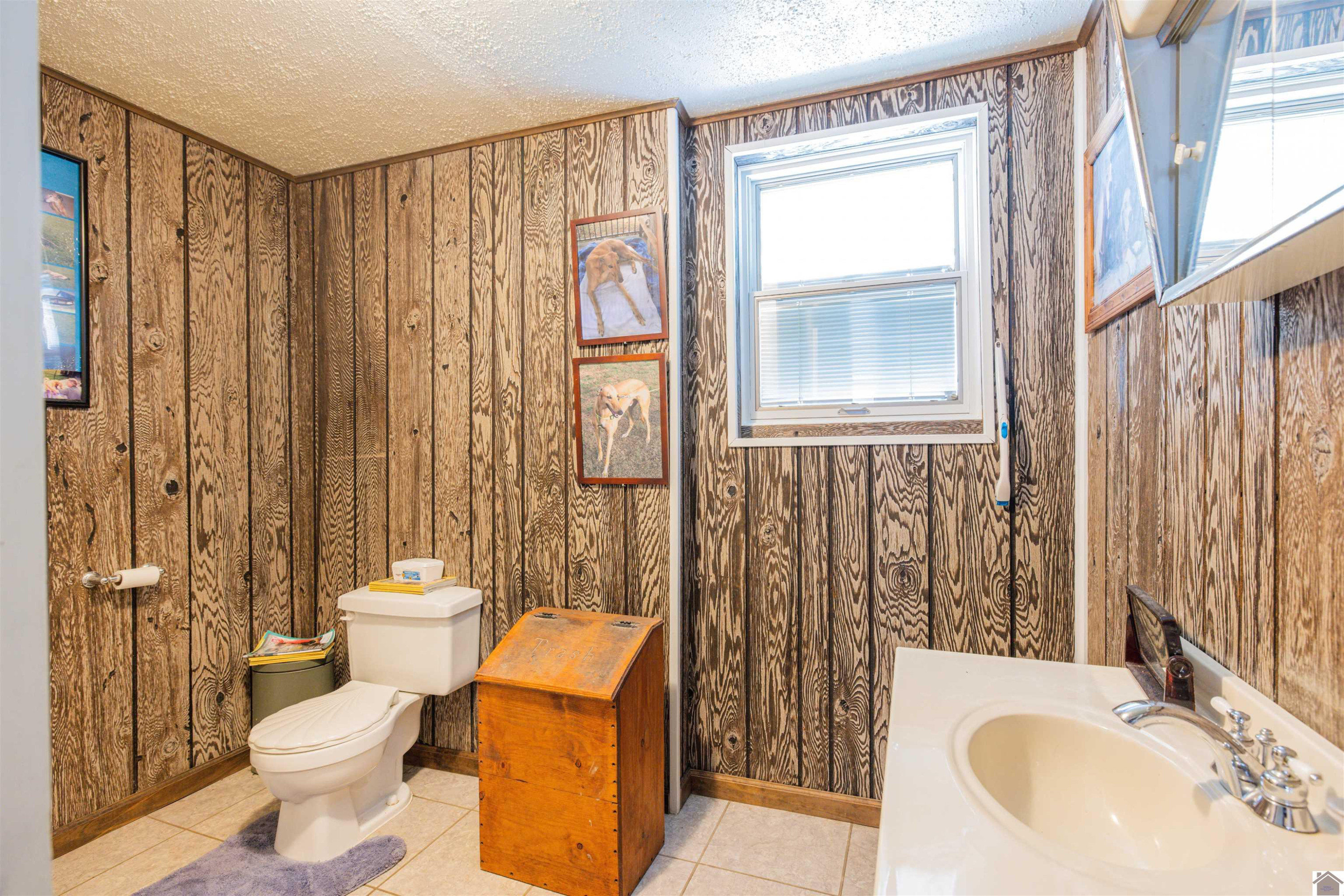 1957 Coopertown Road Murray, KY 42071 - Photo 22 of 34 Full Bath - Basement