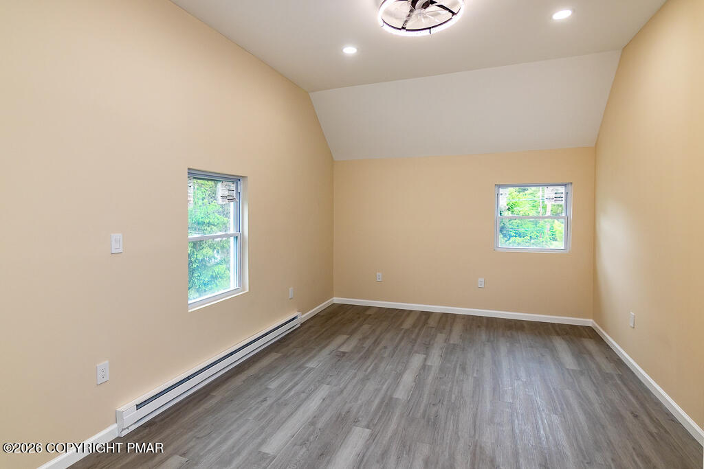 174 Sand Spring Road Cresco, PA 18326 - Photo 25 of 40 2nd Floor