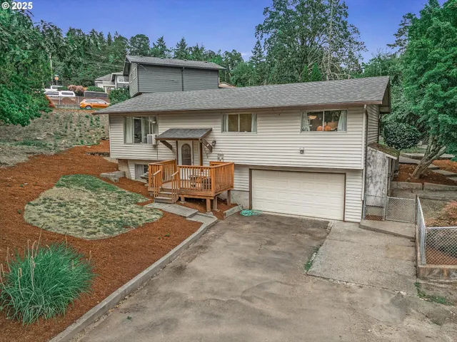 $475,000 | 18300 Scott Court, Gladstone, OR 97027