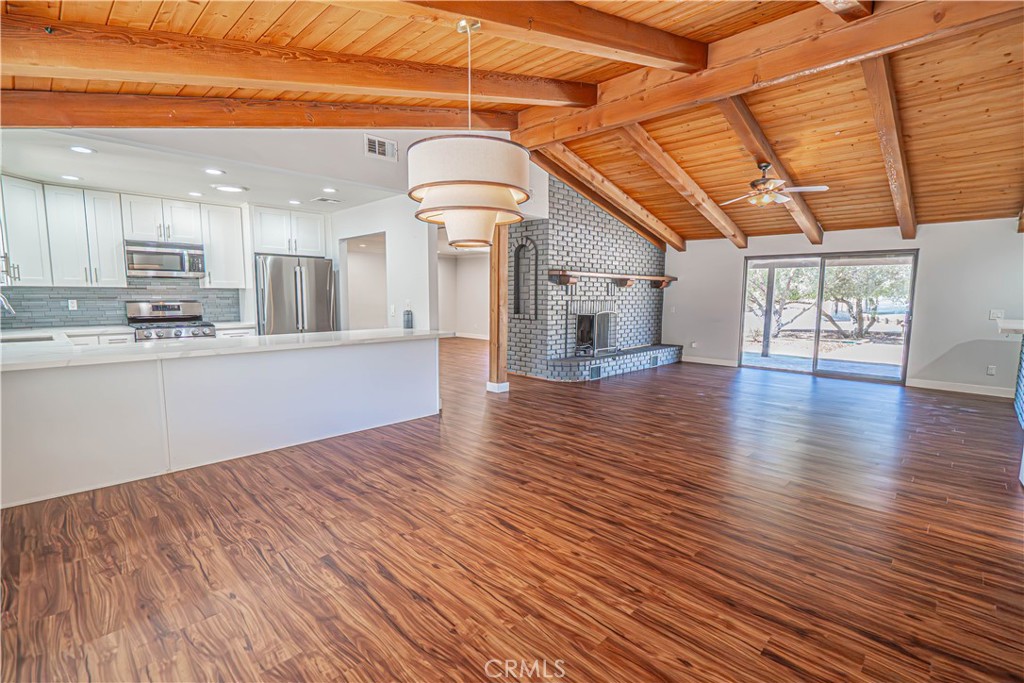 11820 Darling Road Agua Dulce, CA 91390 - Photo 15 of 47