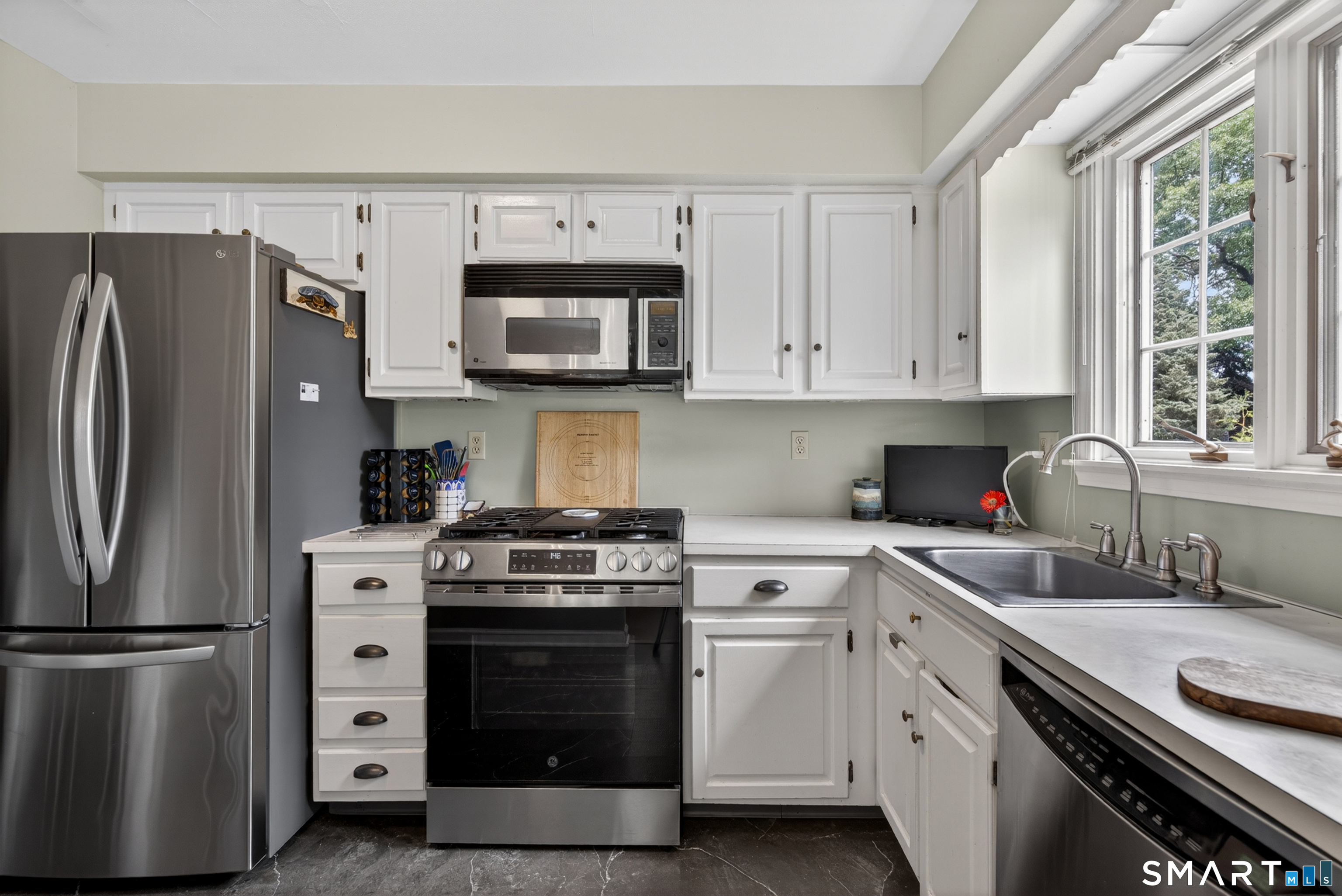 34 Canborne Way, Unit 34 Madison, CT 06443 - Photo 10 of 30