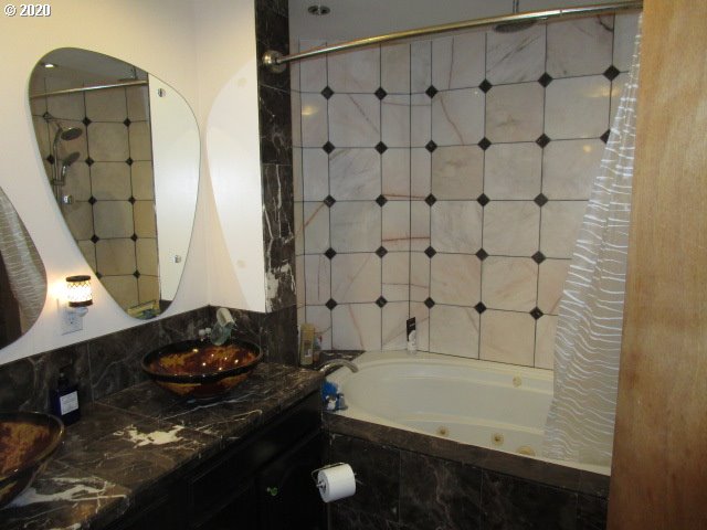 234 North 6th Street St. Helens, OR 97051 - Photo 17 of 24