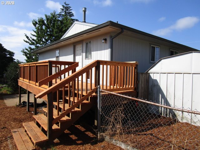 234 North 6th Street St. Helens, OR 97051 - Photo 7 of 24