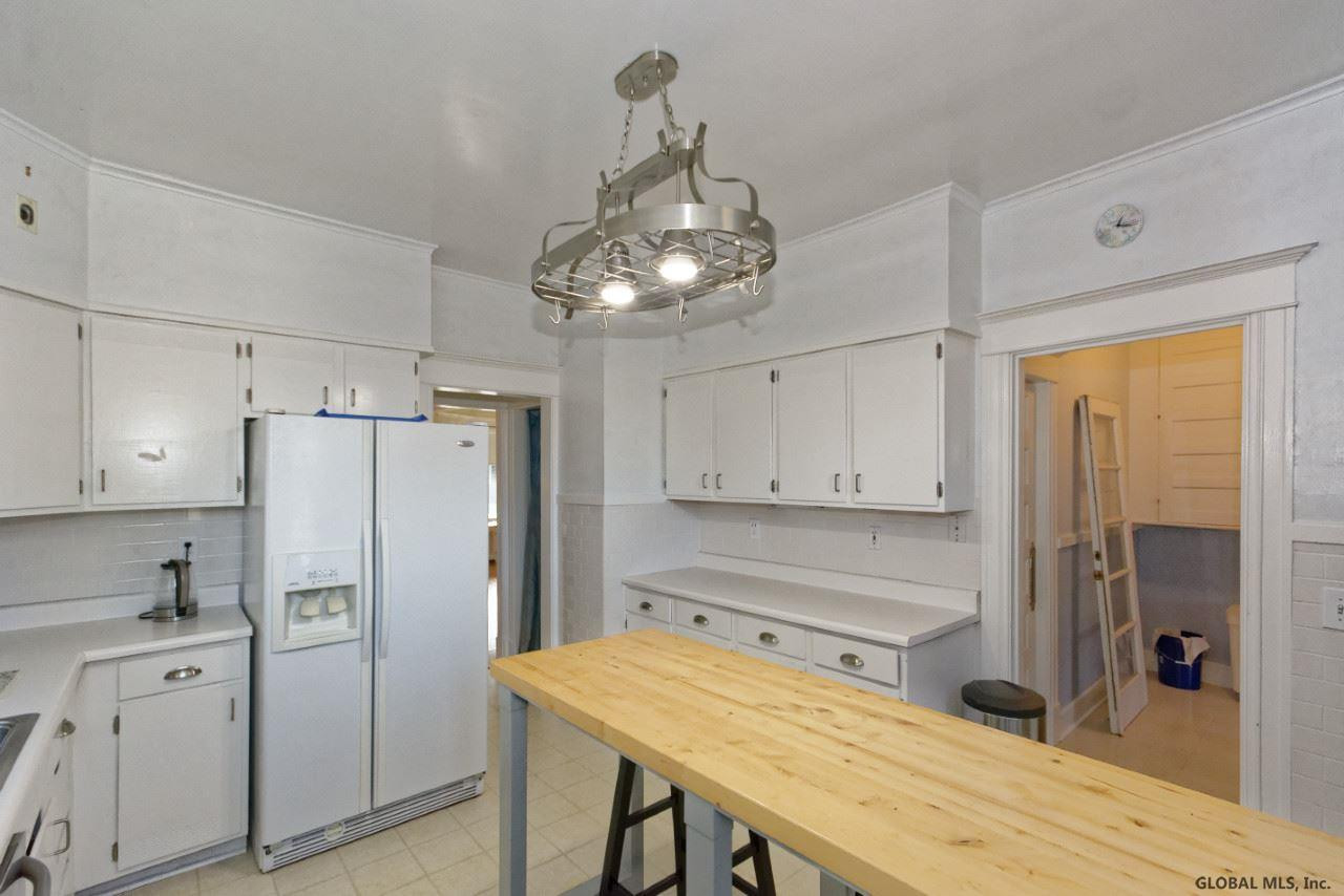 1049 Ardsley Road Schenectady, NY 12308 - Photo 15 of 40 Photo 15