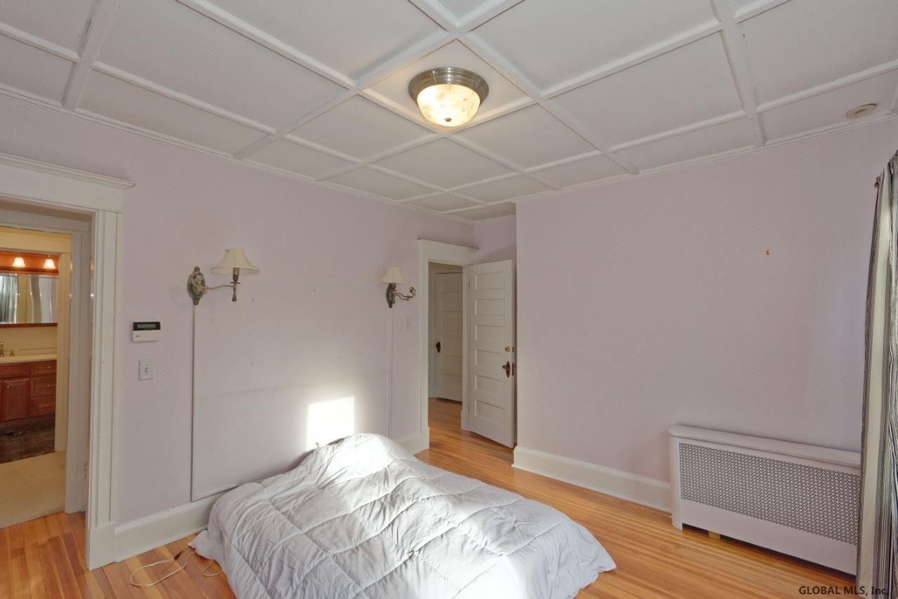 1049 Ardsley Road Schenectady, NY 12308 - Photo 23 of 40 Photo 23