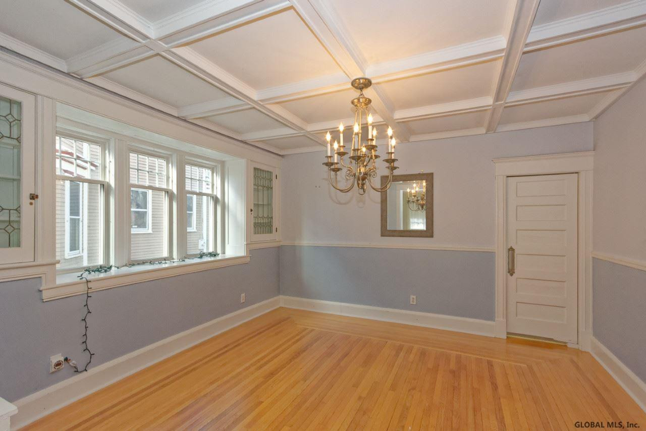 1049 Ardsley Road Schenectady, NY 12308 - Photo 8 of 40 Photo 8