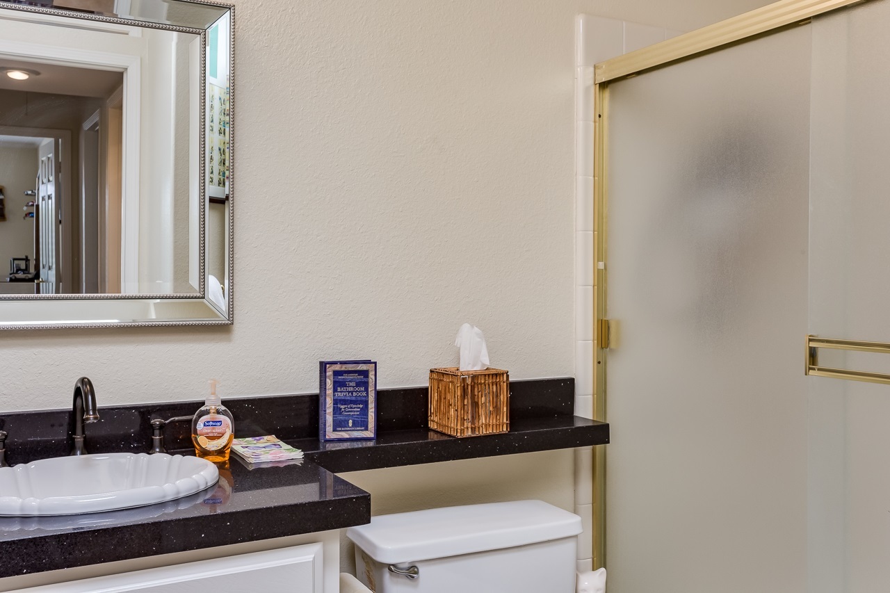 4827 Galicia Way Oceanside, CA 92056 - Photo 12 of 25