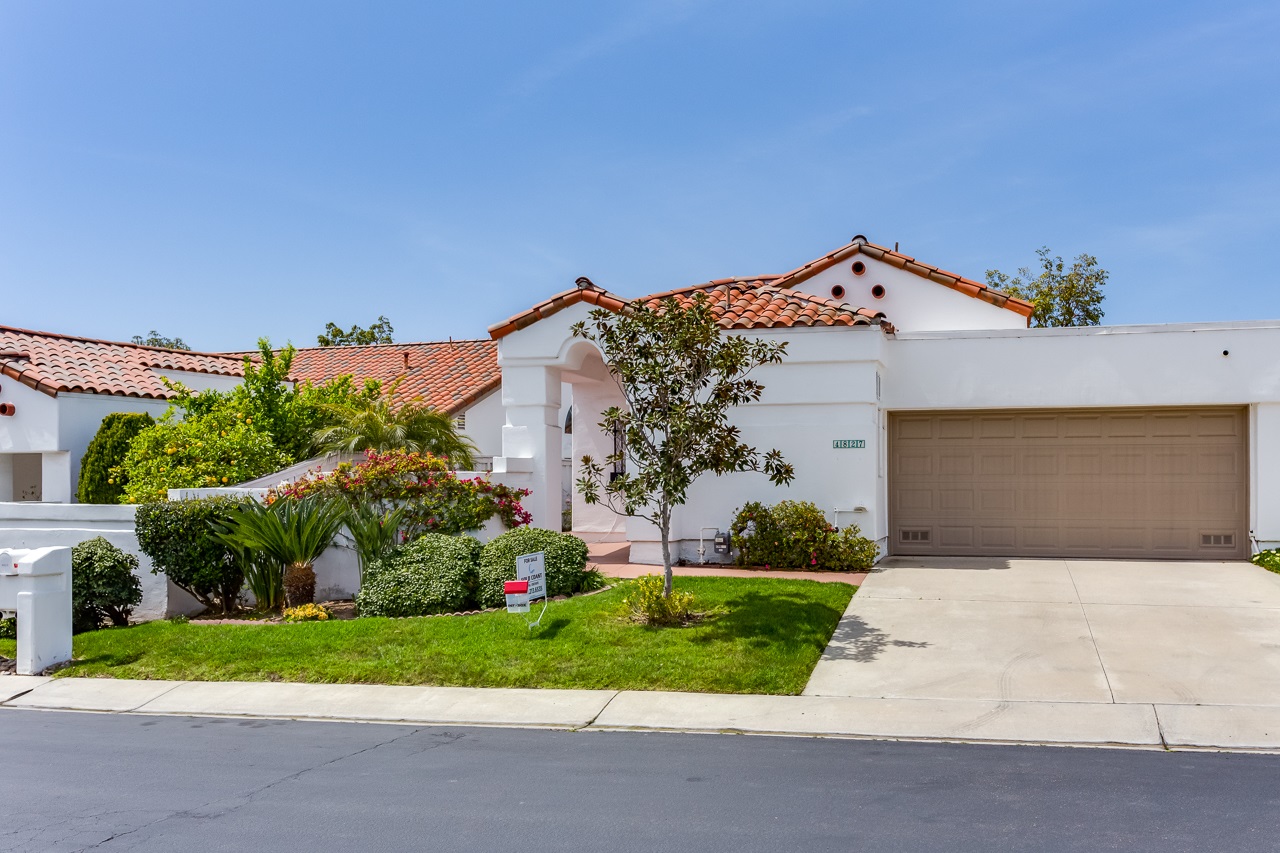 4827 Galicia Way Oceanside, CA 92056 - Photo 23 of 25